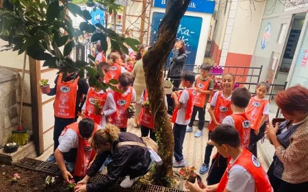 Yalova Belediyesi çocuklara doğa sevgisini aşılıyor
