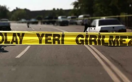 Karacabey'de devrilen tır yolu kapattı, kilometrelerce kuyruk oluştu