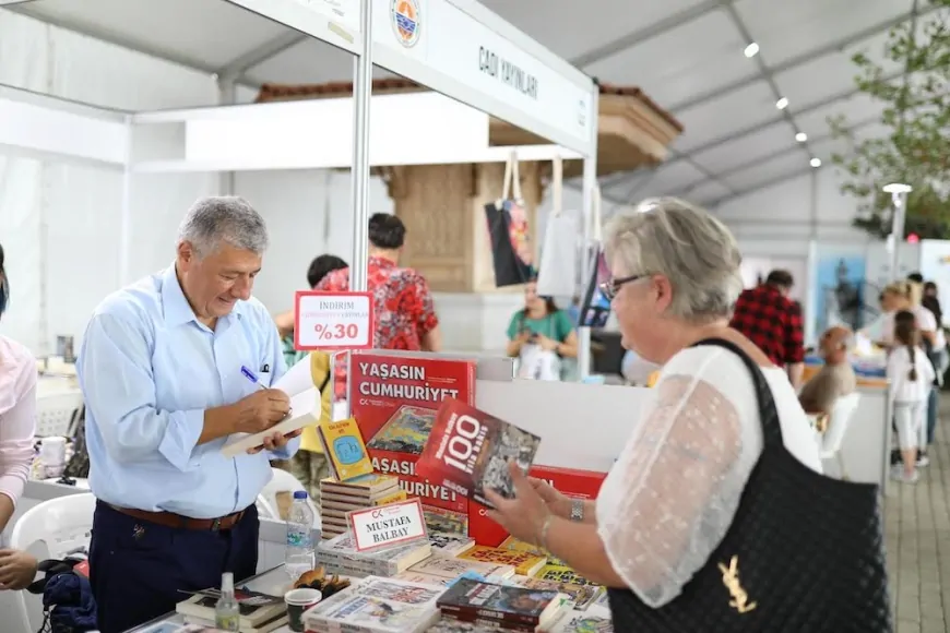 Gemlik Kitap Limanı on binlerce ziyaretçi ağırladı