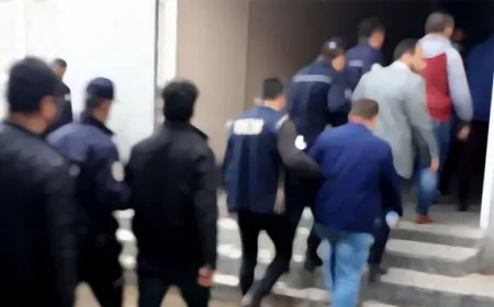 Yasa dışı bahis soruşturmasında Serdar Ortaç, Mehmet Ali Erbil ve 14 kişi gözaltına alındı