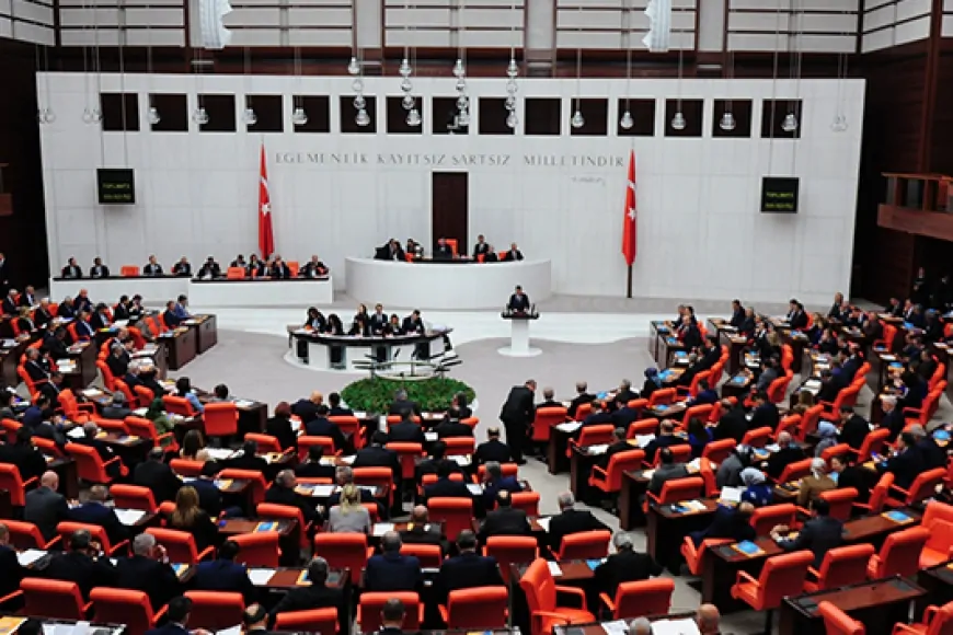 Öğretmenlik Meslek Kanunu Teklifi’nin 6 maddesi daha kabul edildi