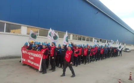 Balıkesir Arıtaş Kriyojenik işçileri MESS’in dayatmalarına karşı eylem yaptı!
