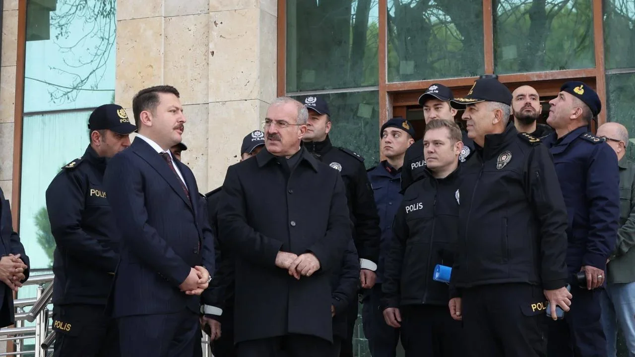 Çanakkale Valisi Toraman, Lapseki Yeni Emniyet Binası İnşaatında İncelemelerde Bulundu