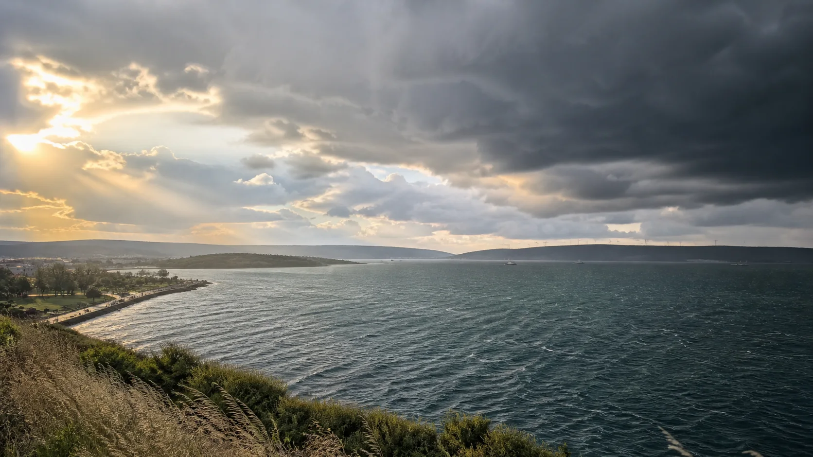 Çanakkale hava durumu: Feribot ve açık hava etkinlikleri için rüzgâr uyarısı