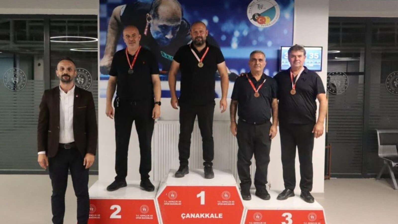 Çanakkale 3 Bant Bilardo İl Birinciliğinde Şampiyon Engin Çalışır Oldu
