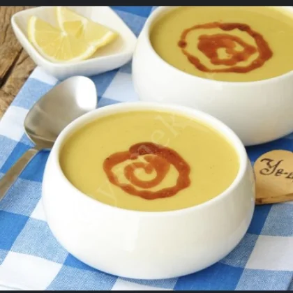 Mercimek çorbası, sade ama güçlü.