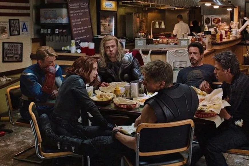 Avengers: Endgame'de Captain America hangi yıldaki Peggy Carter'la birlikte yaşamaya karar verir?